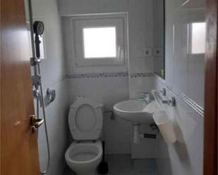 Bathroom of Flat to rent in Santander