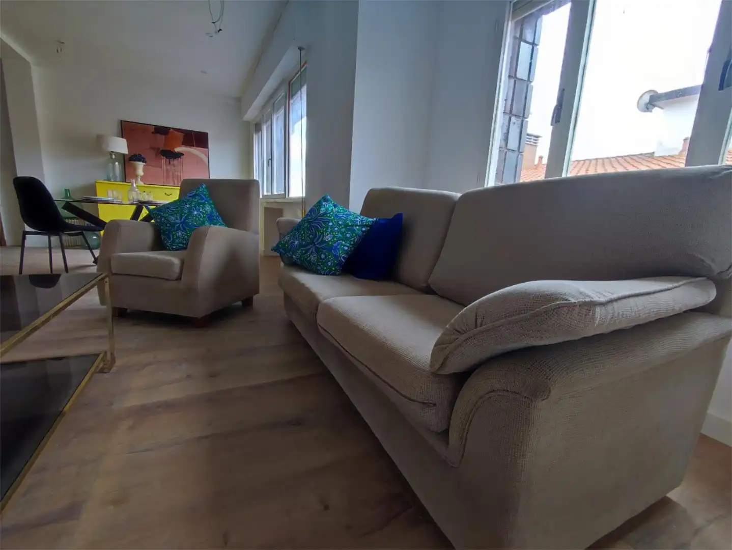 Sala de estar de Piso de alquiler en Carreño con Calefacción, Parquet y Amueblado