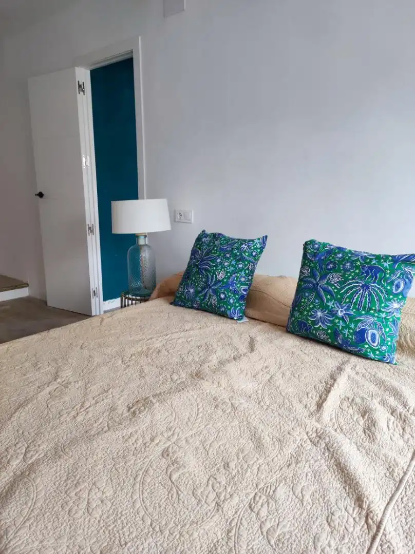 Habitación de Piso de alquiler en Carreño con Calefacción, Parquet y Amueblado