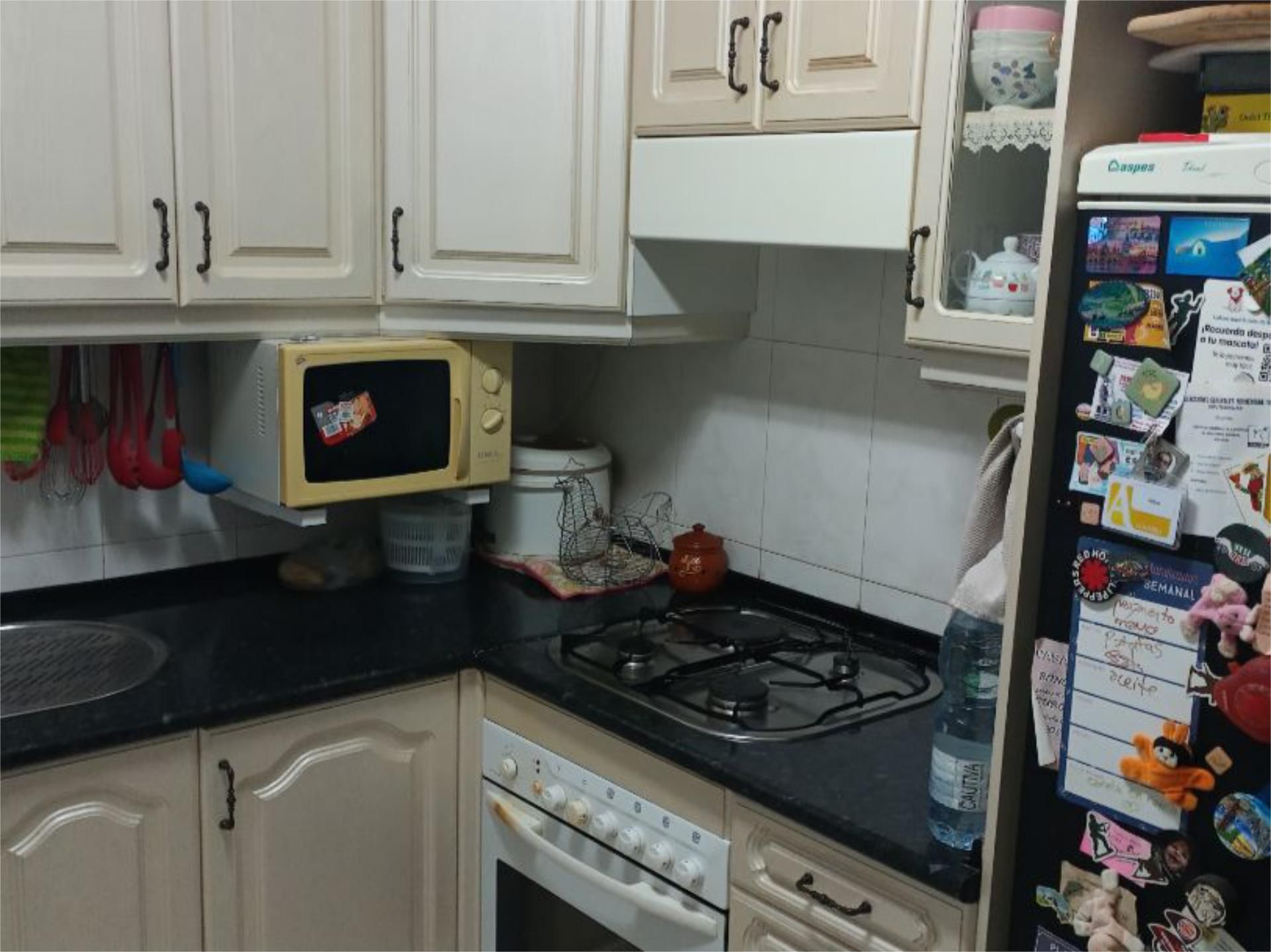 Kitchen of Flat for sale in Zamora Capital   with Terrace, Furnished and Balcony