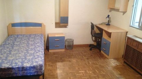 Foto 2 von Zimmer in Paseo de San Vicente, 52, La Platina- Hospital - Campus, Salamanca Capital