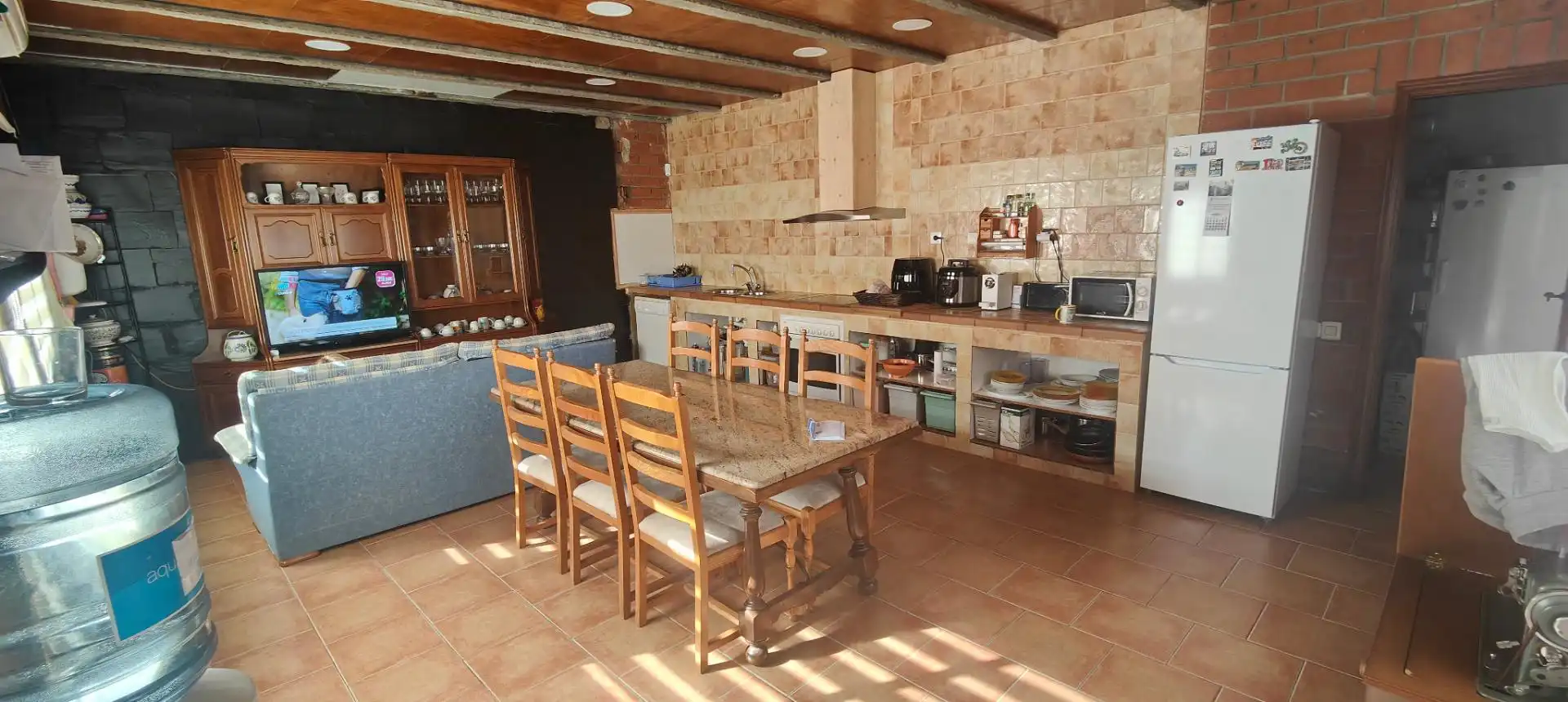 Finca rústica en venta en CM-4120, 19, Villarrubia de los Ojos Cocina de Finca rústica en venta en Villarrubia de los Ojos con Aire acondicionado, Calefacción y Jardín privado