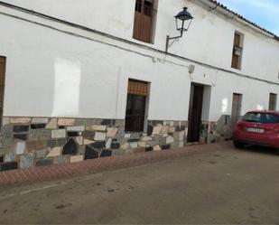 Vista exterior de Casa o xalet en venda en Oliva de la Frontera amb Terrassa