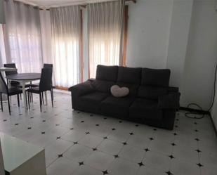 Living room of Flat for sale in Arroyo de San Serván  with Heating, Furnished and Oven