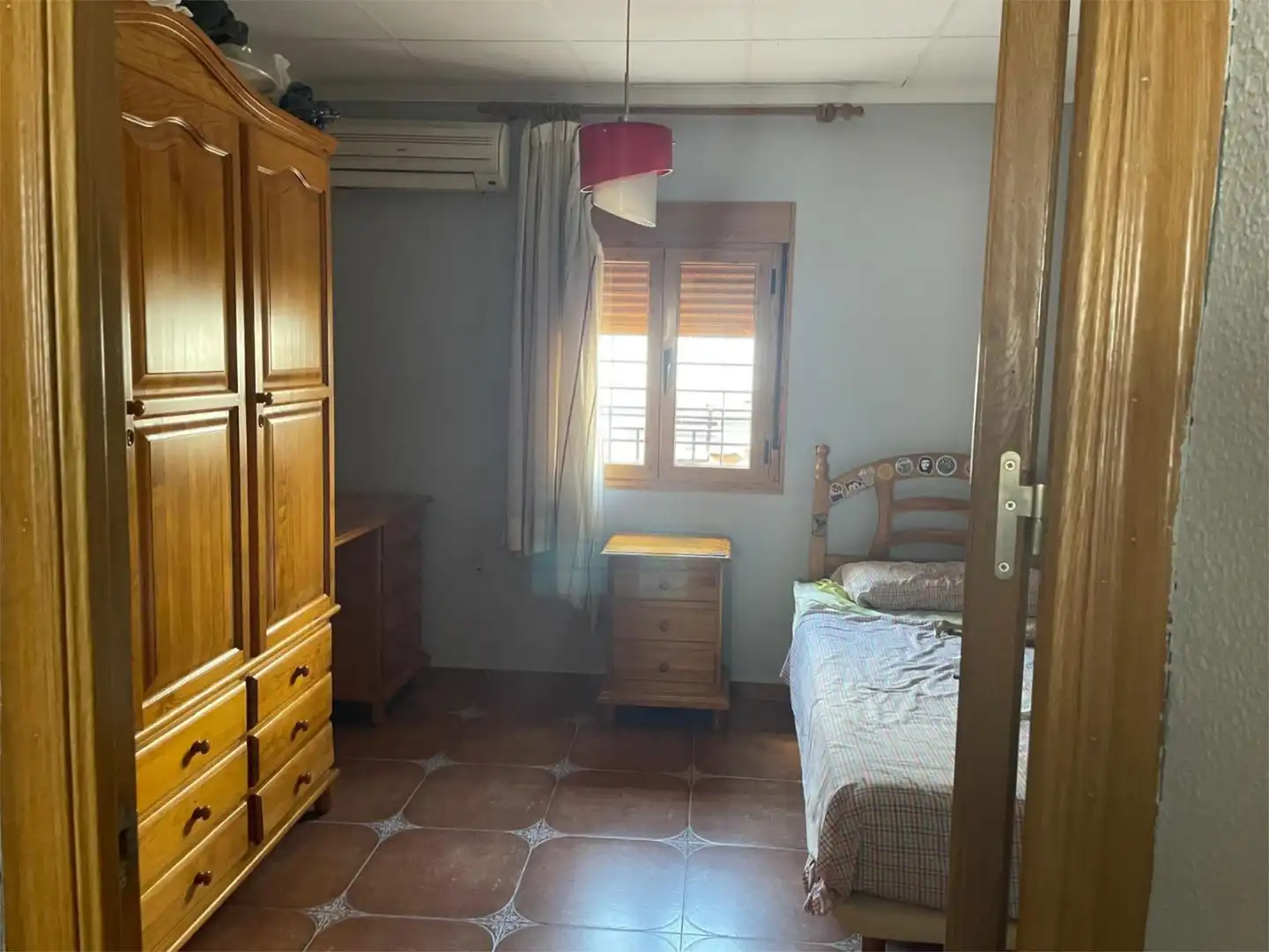 Piso en venta en Calle el Rabal, 20, Hellín Habitación de Piso en venta en Hellín con Aire acondicionado, Amueblado y TV