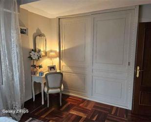 Bedroom of Apartment for sale in  Pamplona / Iruña