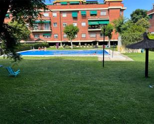 Swimming pool of Flat to rent in  Sevilla Capital  with Air Conditioner and Swimming Pool