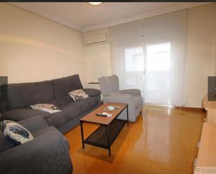 Living room of Flat to rent in Salamanca Capital  with Air Conditioner, Heating and Parquet flooring