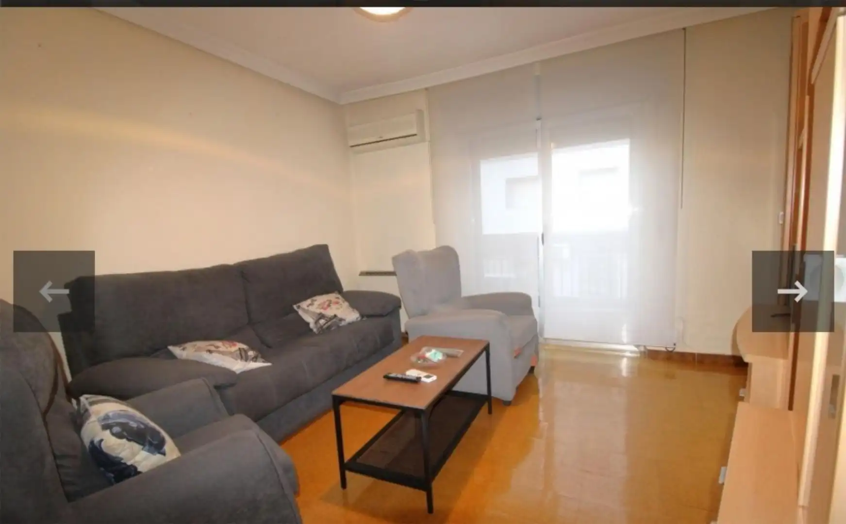 Flat for rent in Calle Pintores, 22, Vidal Living room of Flat for rent in Salamanca with Air Conditioner, Heating and Parquet flooring