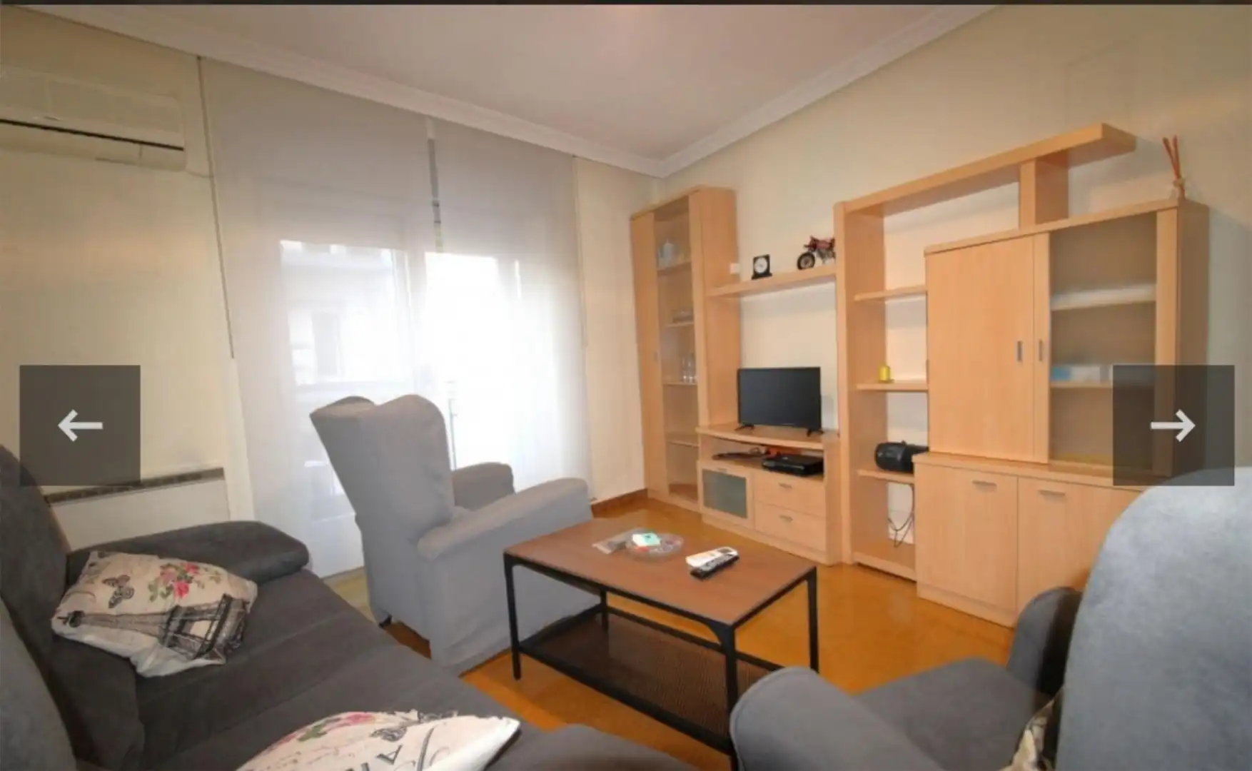 Flat for rent in Calle Pintores, 22, Vidal Living room of Flat for rent in Salamanca with Air Conditioner, Heating and Parquet flooring