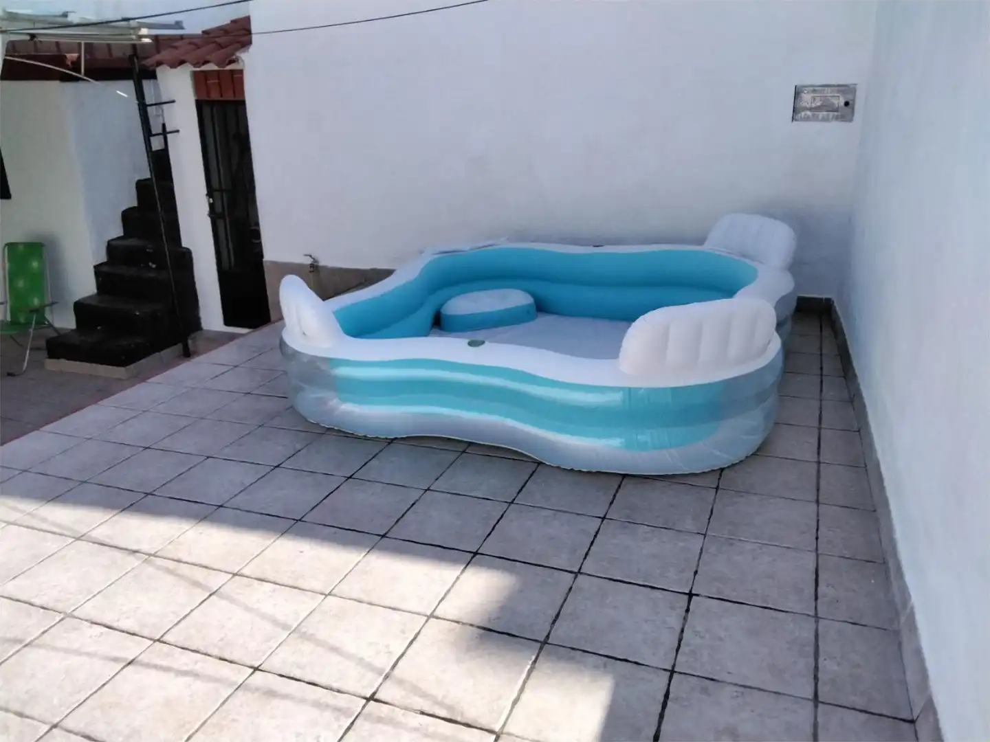 Piscina de Casa adosada en venta en Villanueva del Río y Minas con Aire acondicionado, Calefacción y Amueblado