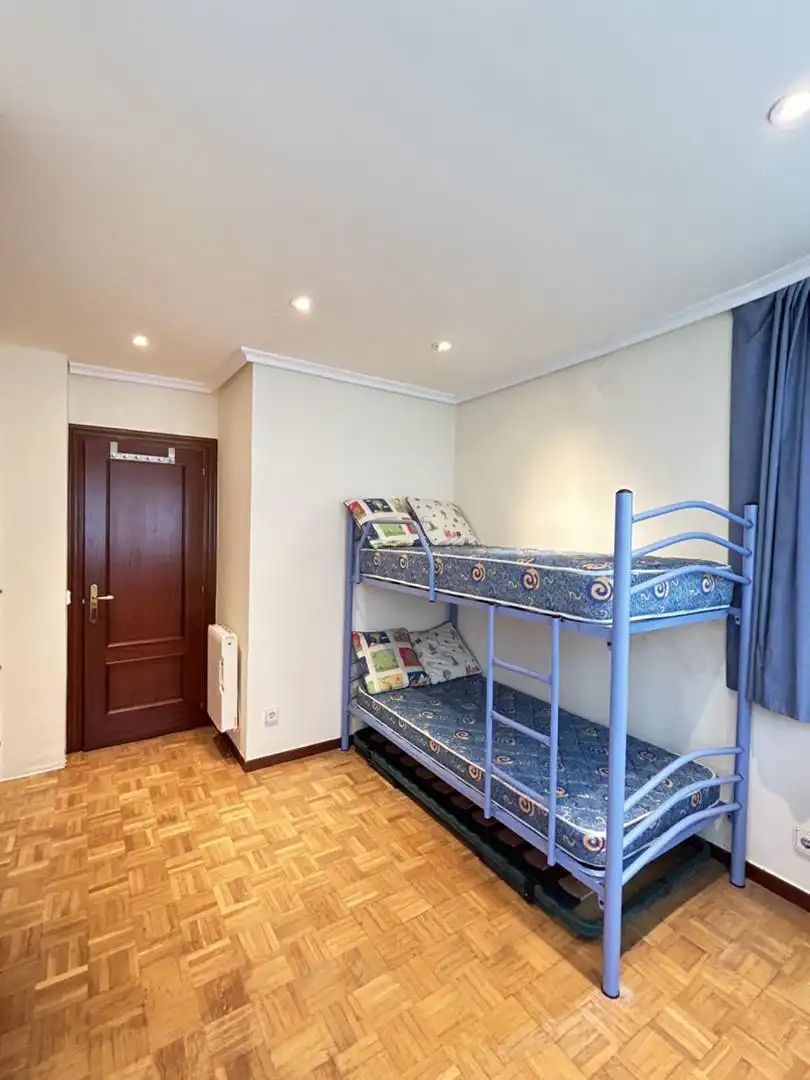 Wohnung zur Miete in Calle el Sable, 3, Playa Ostende Schlafzimmer von Wohnung zur Miete in Castro-Urdiales