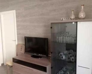 Living room of Apartment to rent in Valdepeñas