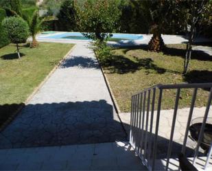 Swimming pool of Single-family semi-detached for sale in San Martín de Valdeiglesias  with Terrace and Swimming Pool