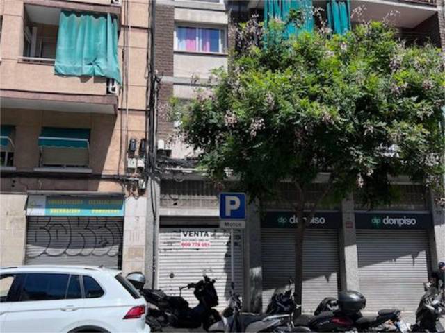 Local comercial en Venta en Avinguda dels Banús, 33 en Santa Rosa
