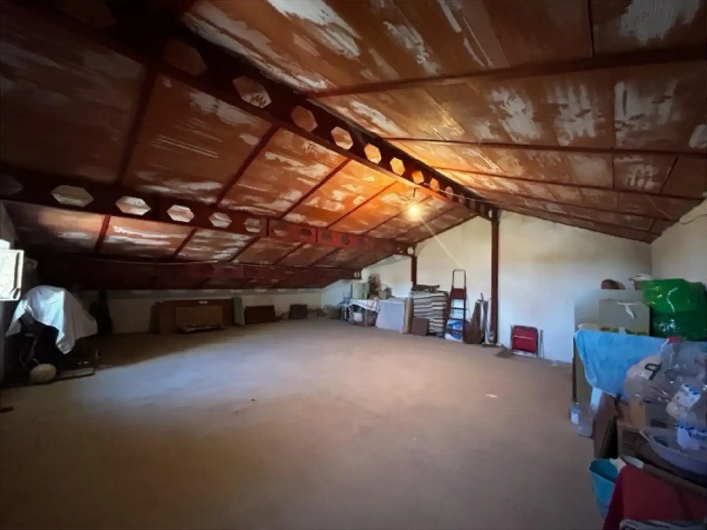 Casa adosada en venta en Calle Nueva, 2, Santa María la Real de Nieva Casa adosada en venta en Santa María la Real de Nieva con Calefacción, Trastero y Amueblado