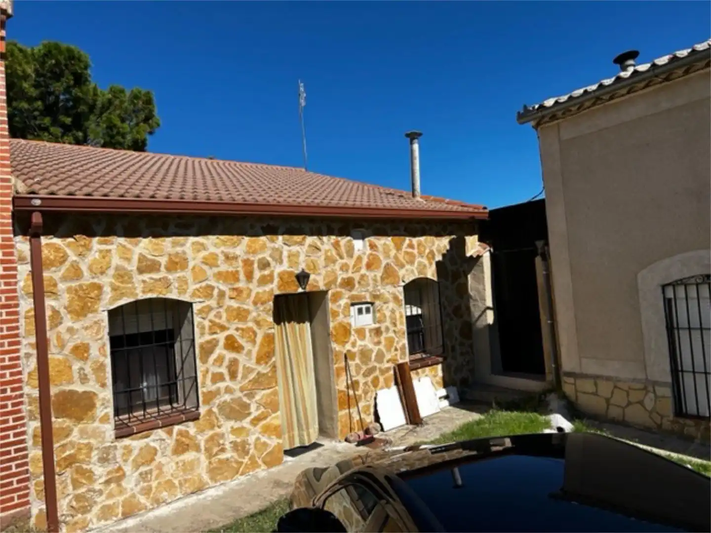 Casa adosada en venta en Calle Nueva, 2, Santa María la Real de Nieva Vista exterior de Casa adosada en venta en Santa María la Real de Nieva con Calefacción, Trastero y Amueblado