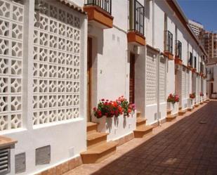 Exterior view of Single-family semi-detached to rent in Benidorm  with Air Conditioner, Terrace and Swimming Pool