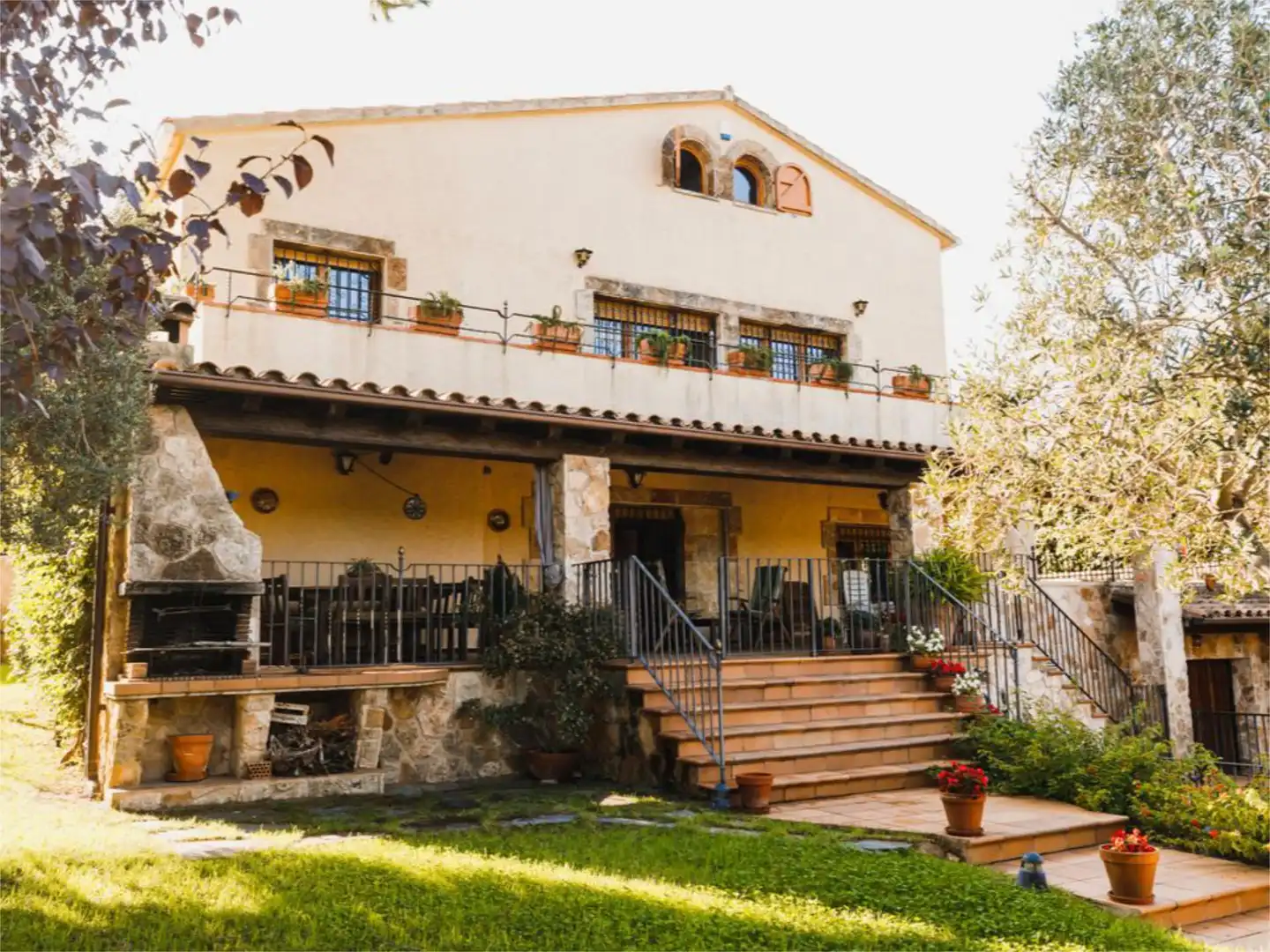 Vista exterior de Casa o chalet en venta en Castell d'Aro, Platja d'Aro i s'Agaró con Terraza y Piscina