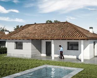 Vista exterior de Casa o xalet en venda en Colunga amb Terrassa, Piscina i Balcó