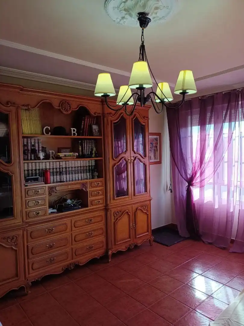 Houses for sale in Calle Reverendo Gundi, 899, Flores de Sil - La Placa Bedroom of Houses for sale in Ponferrada with Terrace