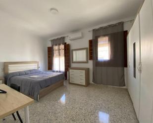 Bedroom of Flat to share in Antequera  with Air Conditioner and Balcony