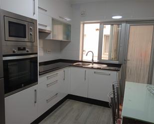 Kitchen of Flat to rent in Marín