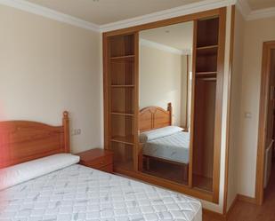 Bedroom of Flat to rent in Santiago de Compostela 