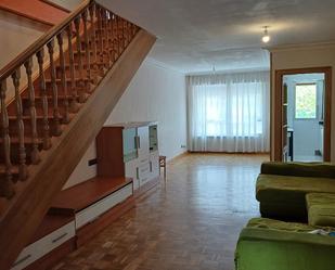 Sala d'estar de Dúplex en venda en Vitoria - Gasteiz amb Terrassa