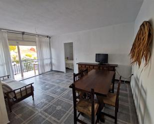 Wohnzimmer von Wohnungen miete in Mazagón mit Balkon