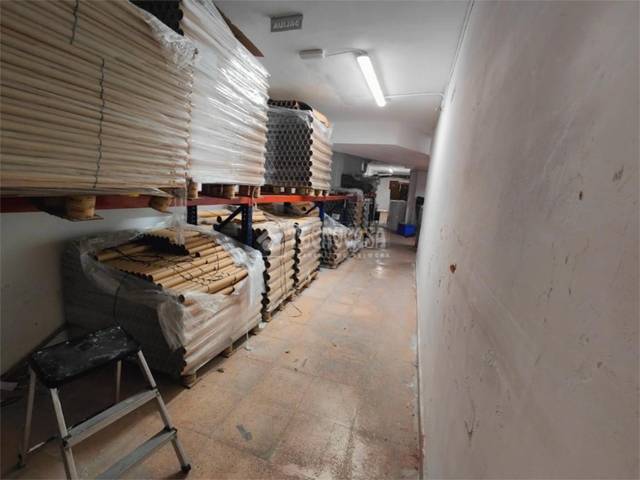 Local comercial en Alquiler en Calle Diagonal, 17 en Los Ángeles