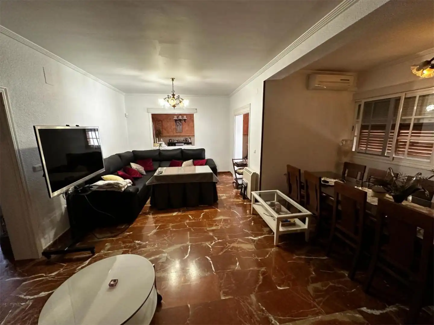 Casa o chalet en venta en Calle Ciprés, 8, Dehesa - Monacilla Sala de estar de Casa o chalet en venta en Aljaraque con Aire acondicionado, Terraza y Piscina