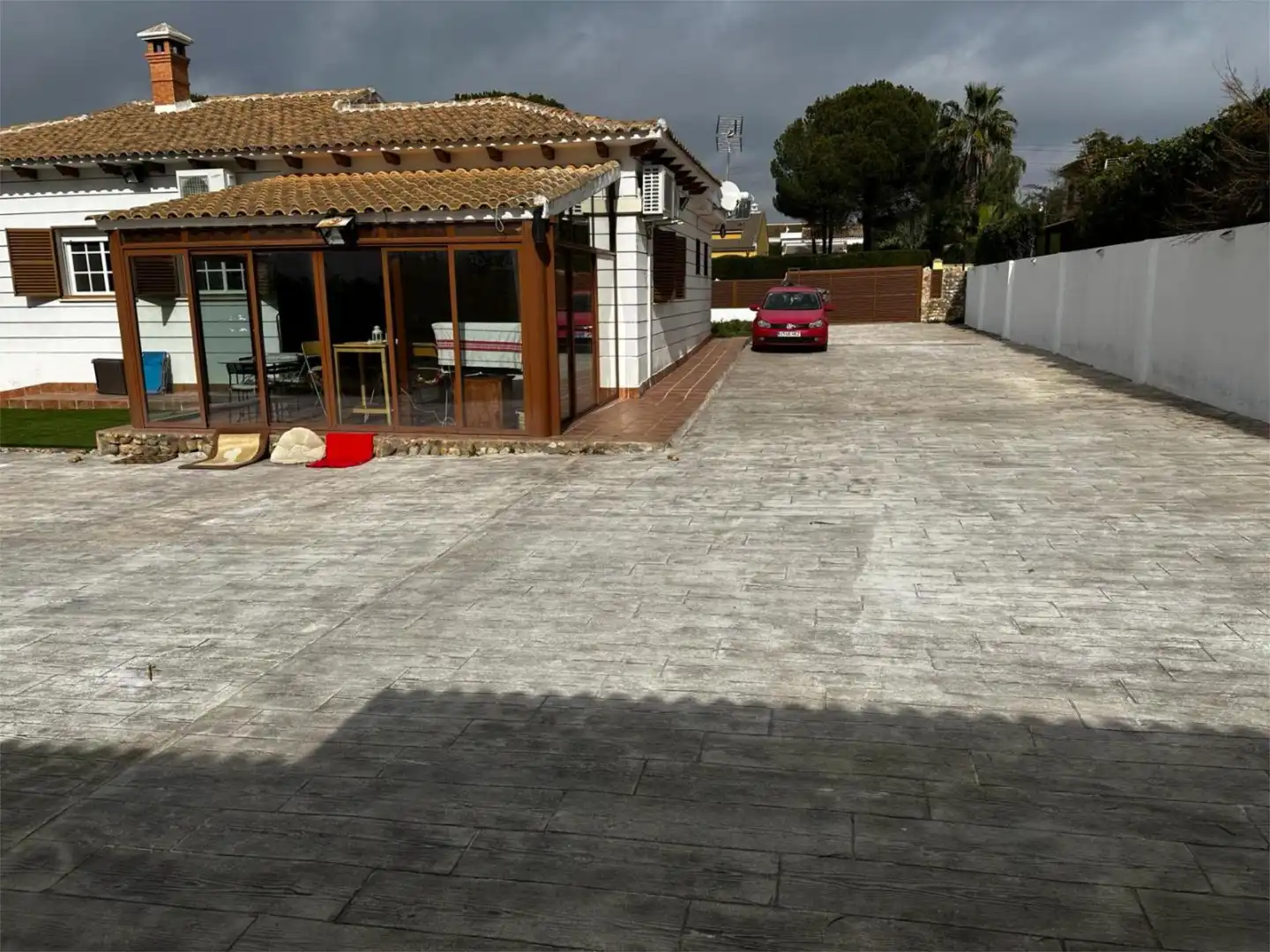 Casa o chalet en venta en Calle Ciprés, 8, Dehesa - Monacilla Terraza de Casa o chalet en venta en Aljaraque con Aire acondicionado, Terraza y Piscina