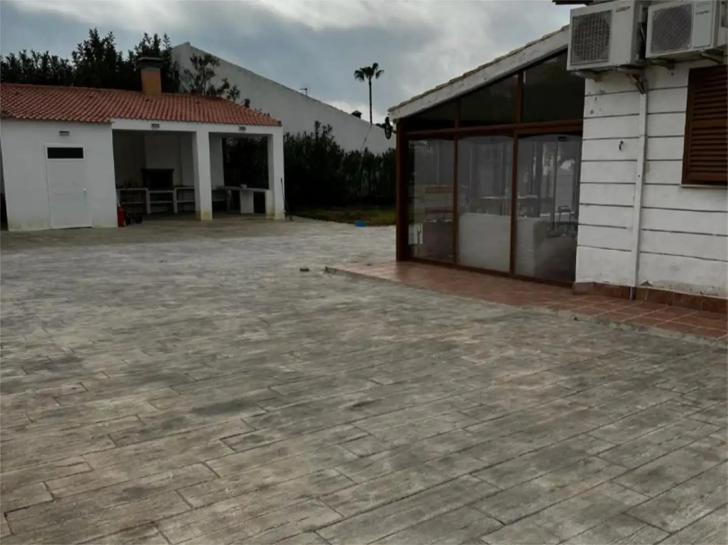 Casa o chalet en venta en Calle Ciprés, 8, Dehesa - Monacilla Terraza de Casa o chalet en venta en Aljaraque con Aire acondicionado, Terraza y Piscina