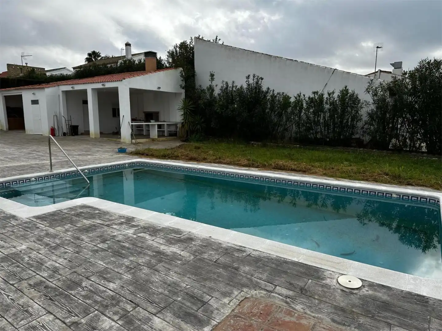 Casa o chalet en venta en Calle Ciprés, 8, Dehesa - Monacilla Piscina de Casa o chalet en venta en Aljaraque con Aire acondicionado, Terraza y Piscina