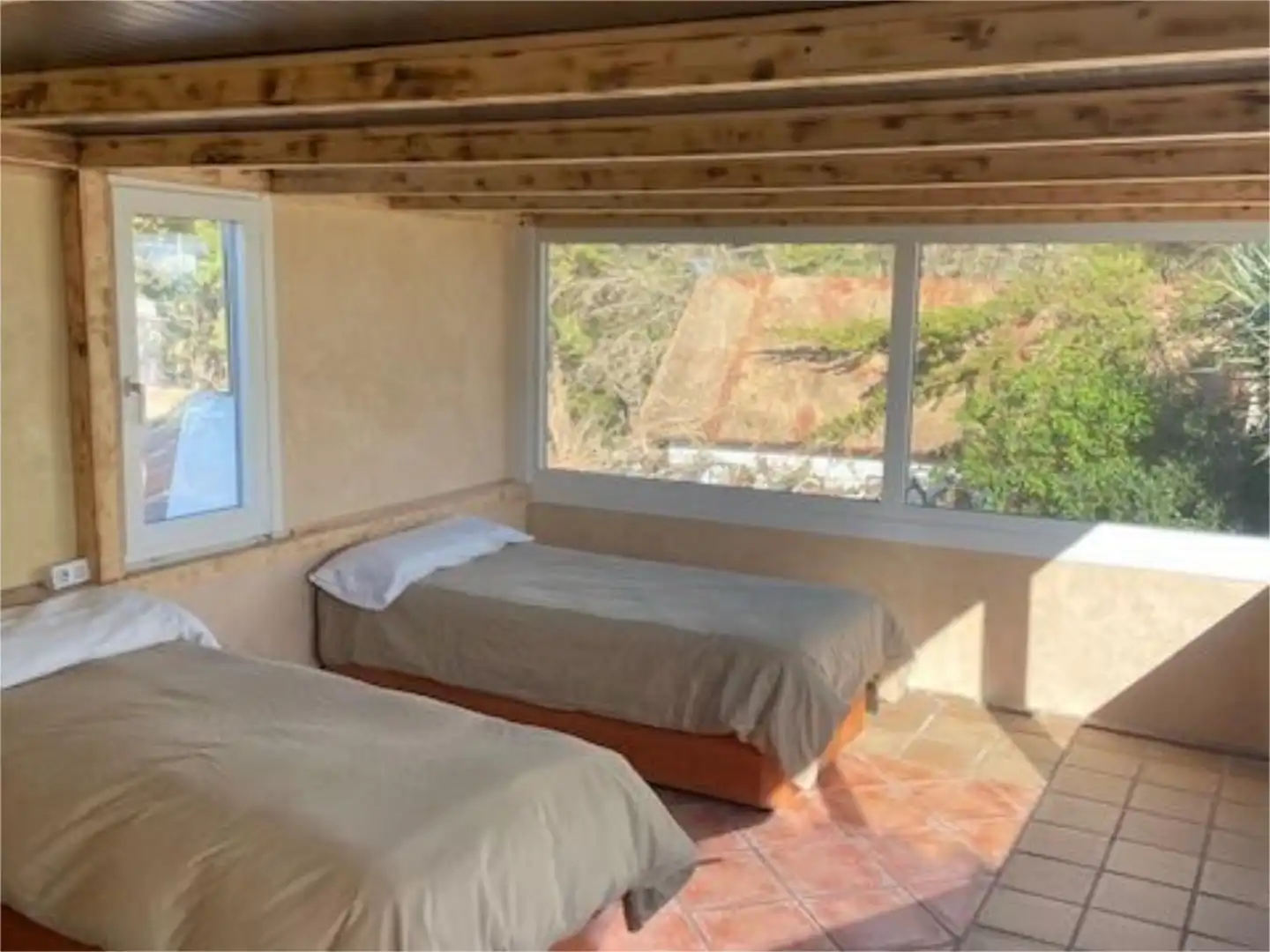 Finca rústica en venta en Camino de Los Parralejos, 118, La Muela Habitación de Finca rústica en venta en Vejer de la Frontera con Aire acondicionado, Terraza y Piscina