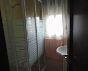 Bathroom of Single-family semi-detached for sale in Mingorría  with Heating and Furnished