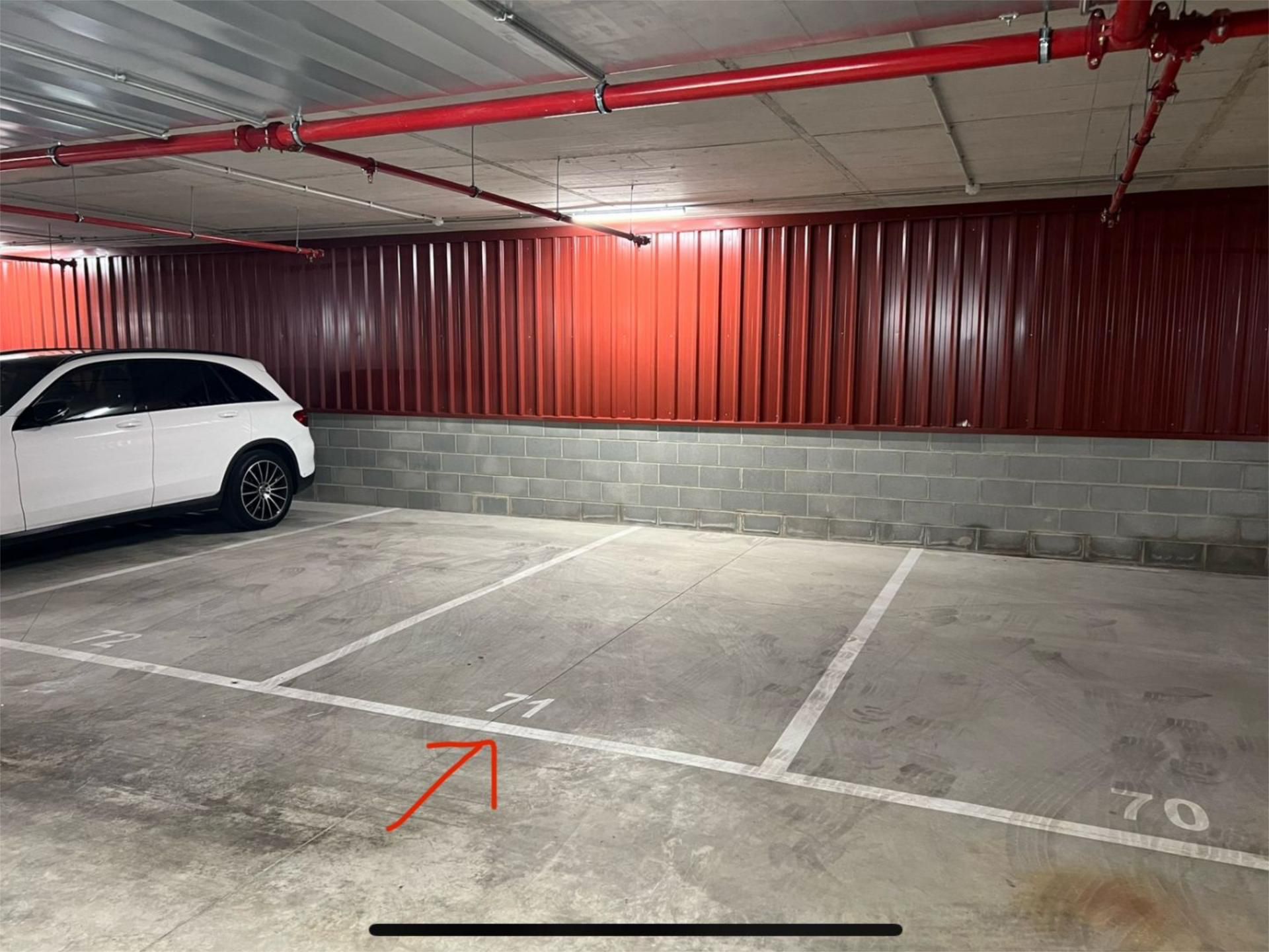 Aparcament de Garatge en venda en Esplugues de Llobregat