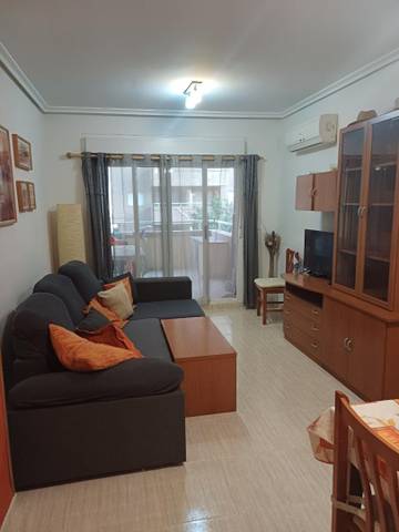 Piso en Alquiler en N-340, 2 en Centro