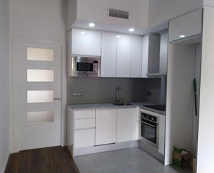 Kitchen of Flat to rent in  Barcelona Capital  with Air Conditioner, Terrace and Balcony