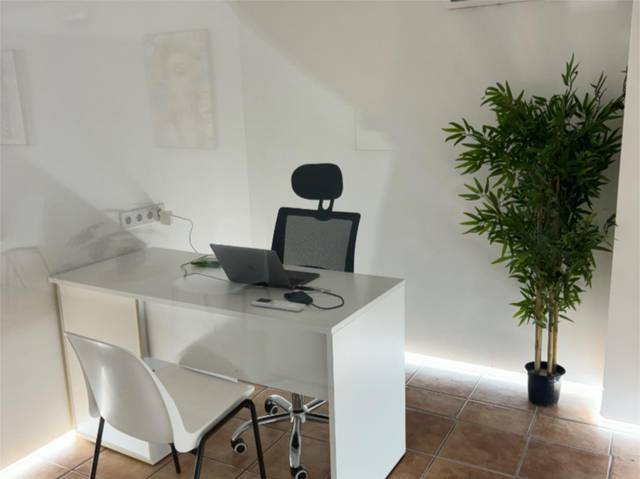 Oficina en Alquiler en Carrer Església, 2 en Palmanova