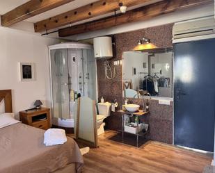 Bathroom of Flat to rent in  Madrid Capital  with Air Conditioner