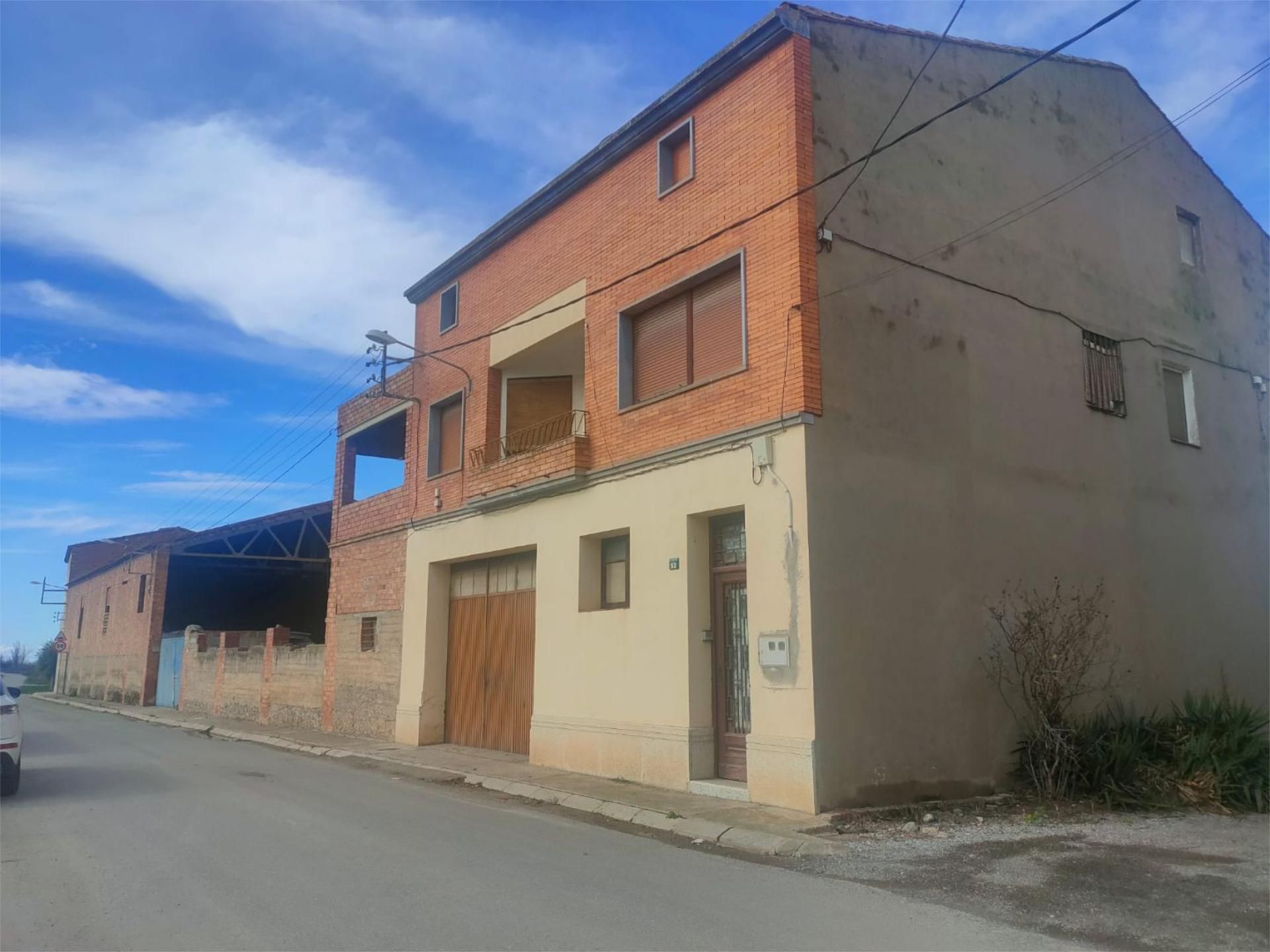 Vista exterior de Finca rústica en venda en Térmens amb Aire condicionat, Jardí privat i Balcó