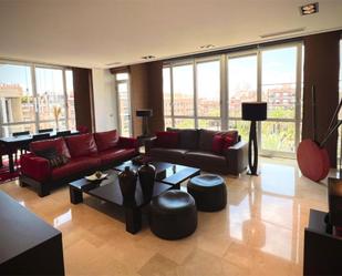 Sala d'estar de Pis de lloguer en Elche / Elx amb Aire condicionat i Balcó