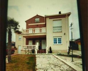 Exterior view of Single-family semi-detached for sale in Villalobón  with Terrace