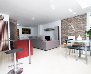 Living room of Duplex for sale in  Cádiz Capital