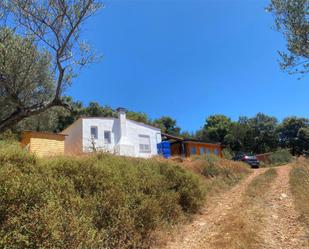 Vista exterior de Finca rústica en venda en Alburquerque amb Terrassa