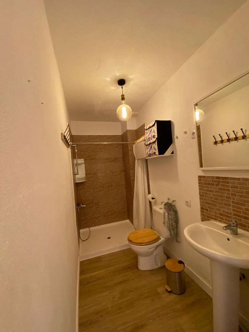 Bathroom of Flat to rent in Mogán  with Furnished, Oven and Washing machine