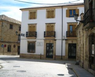 Vista exterior de Pis de lloguer en Baeza amb Balcó