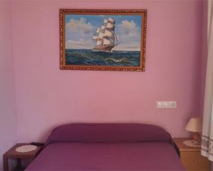 Bedroom of Flat to share in Elche / Elx